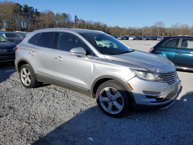 Photo 4 from auction – 2017 LINCOLN MKC PREMIE with VIN 5LMCJ1C9XHUL14620