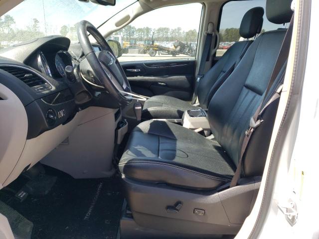 Photo 7 from auction – 2015 CHRYSLER TOWN & COU with VIN 2C4RC1CG0FR675455