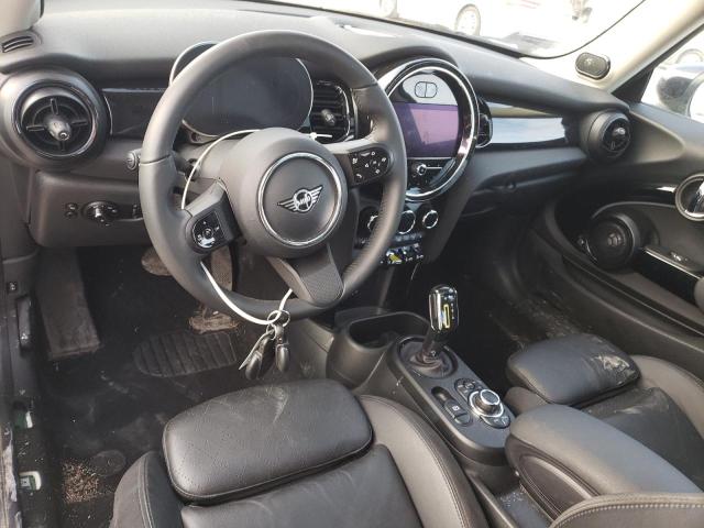 Photo 8 from auction – 2023 MINI COOPER SE with VIN WMW13DJ09P2S93474