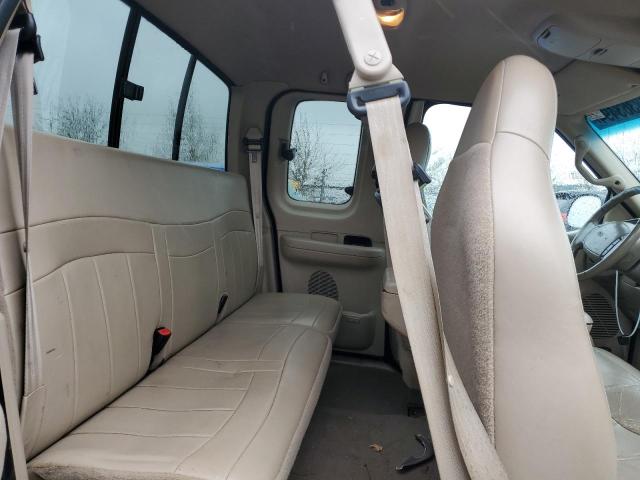 Photo 10 from auction – 2000 FORD F150 with VIN 2FTRX17L1YCA07410