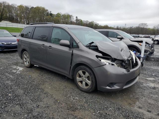 Photo 4 from auction – 2016 TOYOTA SIENNA LE with VIN 5TDKK3DC4GS716982