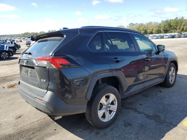Photo 3 from auction – 2021 TOYOTA RAV4 XLE with VIN 2T3W1RFV4MC096541