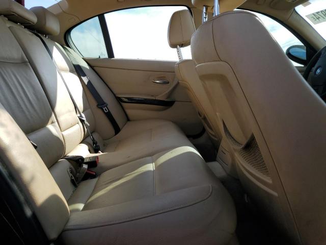 Photo 10 from auction – 2010 BMW 328 I with VIN WBAVA37548NL54993