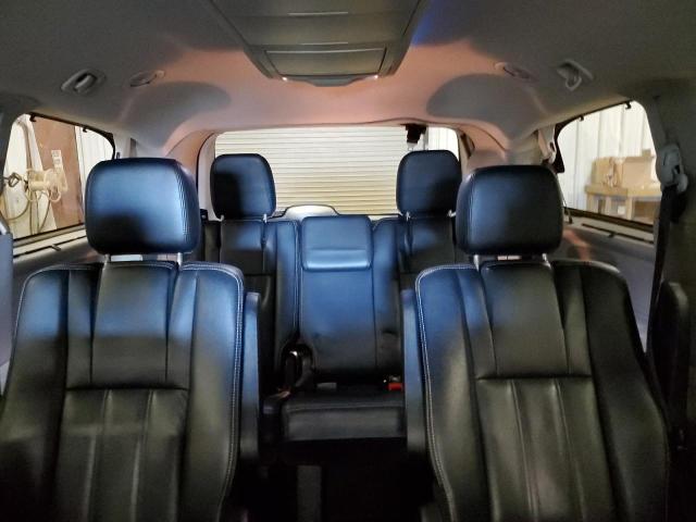 Photo 10 from auction – 2013 CHRYSLER TOWN & COU with VIN 2C4RC1CG1DR590198