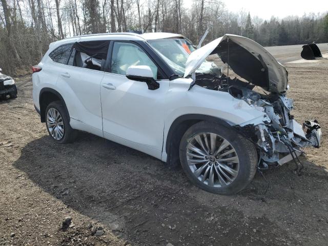 Photo 4 from auction – 2022 TOYOTA HIGHLANDER with VIN 5TDFZRBH2NS201605