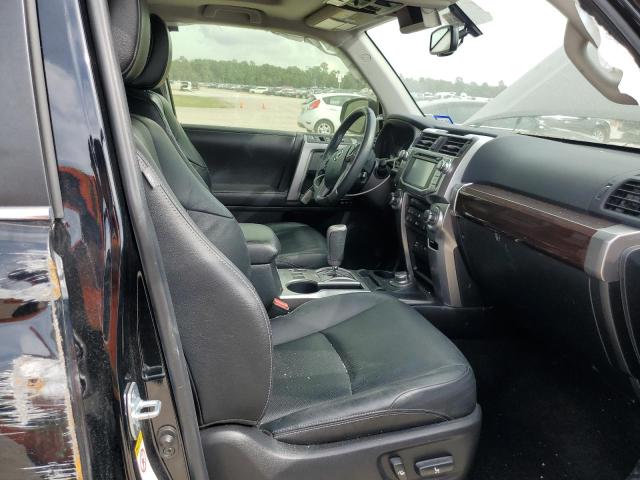 Photo 10 from auction – 2017 TOYOTA 4RUNNER SR with VIN JTEBU5JRXH5413318