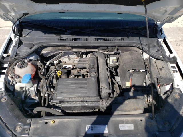 Photo 11 from auction – 2017 VOLKSWAGEN JETTA S with VIN 3VW2B7AJ8HM254645