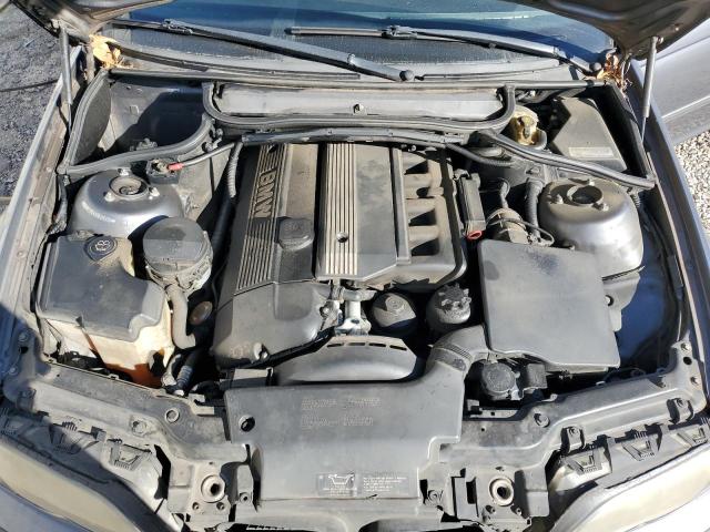 Photo 11 from auction – 2003 BMW 325 I with VIN WBAET37413NJ26329