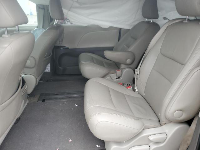 Photo 10 from auction – 2015 TOYOTA SIENNA XLE with VIN 5TDYK3DC1FS631252