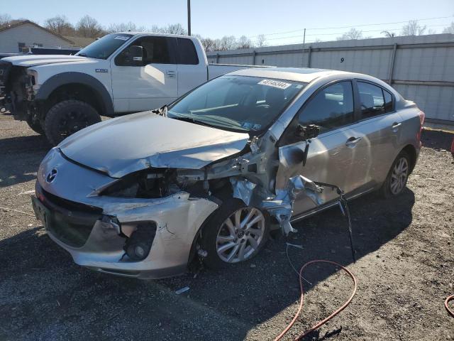 MAZDA 3 I 2013 with VIN JM1BL1W71D1732888 - Photo from auction