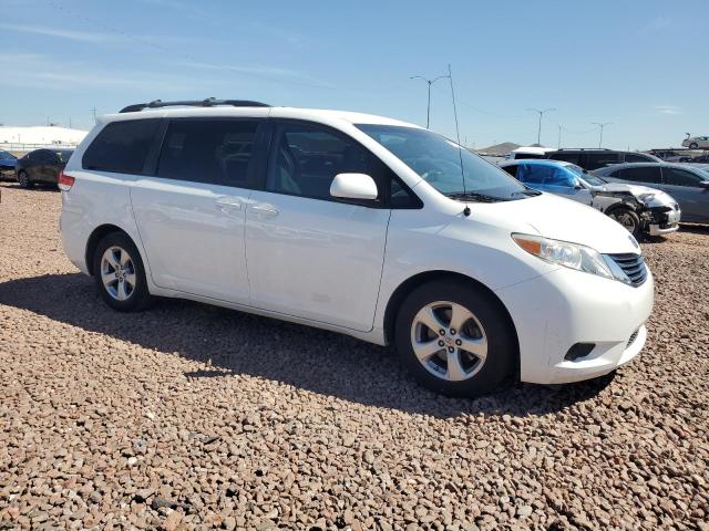Photo 4 from auction – 2013 TOYOTA SIENNA LE with VIN 5TDKK3DC3DS382097