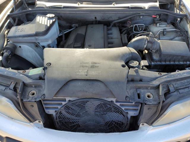 Photo 12 from auction – 2004 BMW X5 with VIN 5UXFA13594LU44937