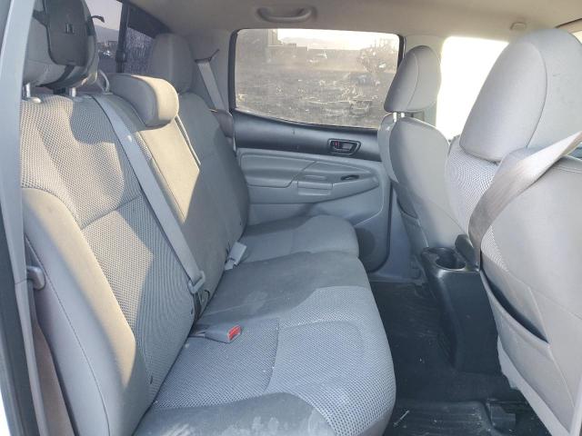 Photo 10 from auction – 2015 TOYOTA TACOMA DOU with VIN 3TMLU4EN8FM192710