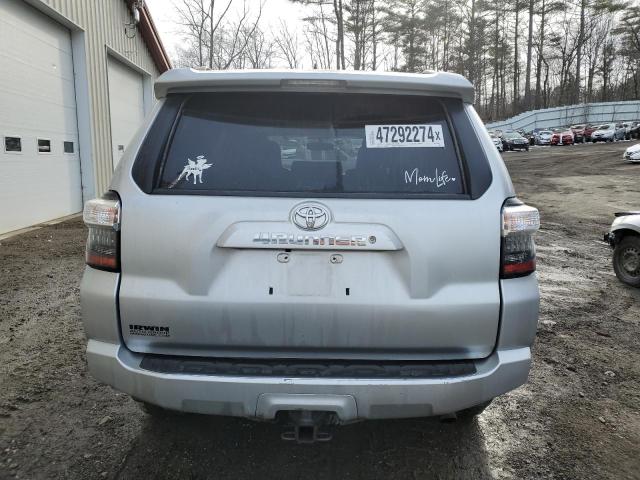 Photo 6 from auction – 2019 TOYOTA 4RUNNER SR with VIN JTEBU5JRXK5689201