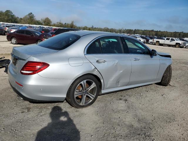 Photo 3 from auction – 2017 MERCEDES-BENZ E 300 with VIN WDDZF4JB1HA083477
