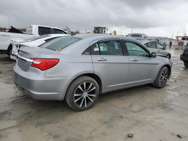 Photo 3 from auction – 2014 CHRYSLER 200 TOURIN with VIN 1C3CCBBB7EN127650