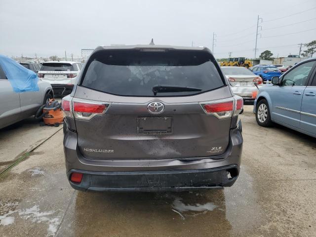 Photo 6 from auction – 2016 TOYOTA HIGHLANDER with VIN 5TDKKRFHXGS142304