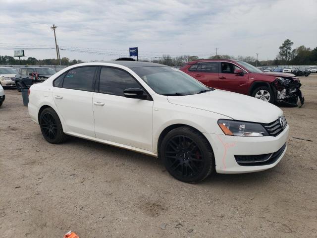 Photo 4 from auction – 2013 VOLKSWAGEN PASSAT S with VIN 1VWAP7A32DC138576