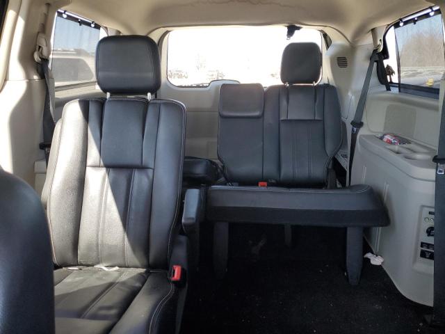 Photo 10 from auction – 2014 CHRYSLER TOWN & COU with VIN 2C4RC1BG1ER312758