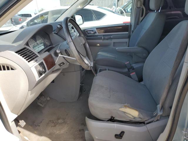 Photo 7 from auction – 2010 CHRYSLER TOWN & COU with VIN 2A4RR5D18AR306927