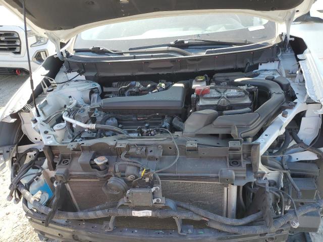 Photo 11 from auction – 2017 NISSAN ROGUE S with VIN KNMAT2MT2HP605197
