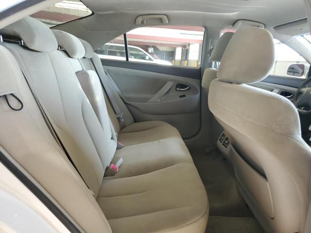 Photo 10 from auction – 2007 TOYOTA CAMRY HYBR with VIN JTNBB46K073036052