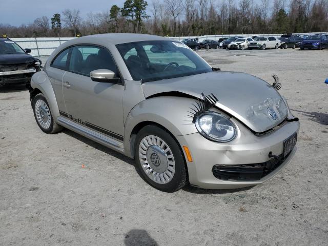 Photo 4 from auction – 2014 VOLKSWAGEN BEETLE with VIN 3VWJP7AT9EM613107