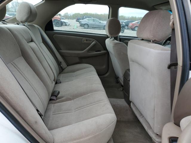 Photo 10 from auction – 2000 TOYOTA CAMRY CE with VIN 4T1BG22K3YU944471