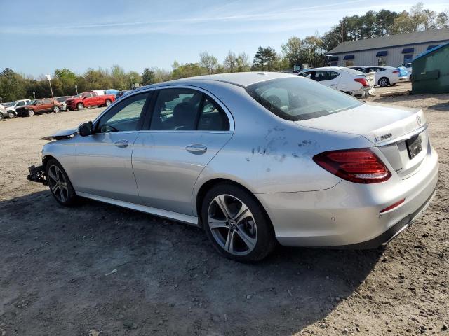Photo 2 from auction – 2017 MERCEDES-BENZ E 300 with VIN WDDZF4JB1HA083477