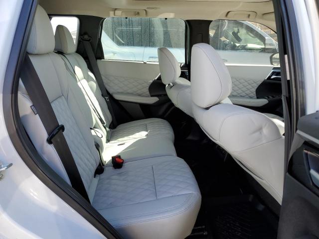 Photo 10 from auction – 2023 MITSUBISHI OUTLANDER with VIN JA4T5VA95PZ018664