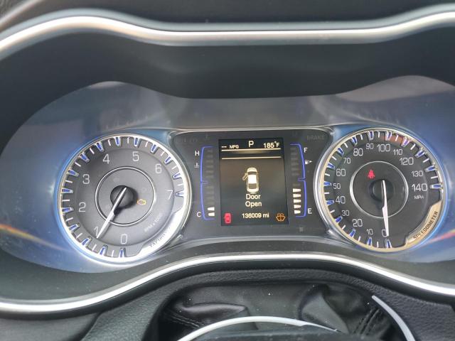 Photo 9 from auction – 2017 CHRYSLER 200 LIMITE with VIN 1C3CCCAB1HN506641