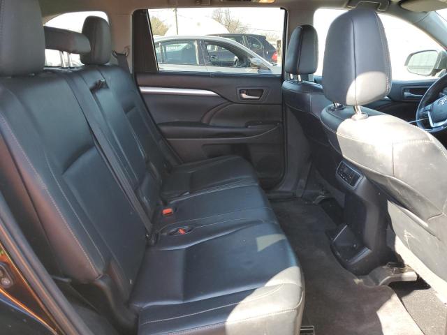 Photo 11 from auction – 2015 TOYOTA HIGHLANDER with VIN 5TDJKRFH4FS189015