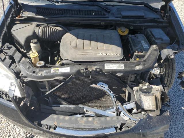 Photo 12 from auction – 2015 CHRYSLER TOWN & COU with VIN 2C4RC1BG1FR588973