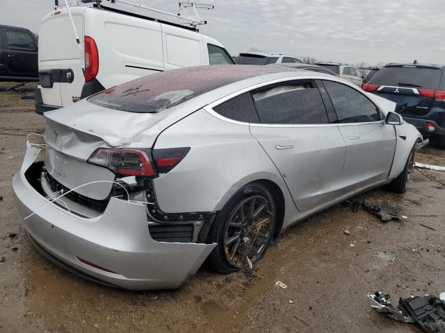 Снимка 3 от търг – 2018 TESLA MODEL 3 с VIN 5YJ3E1EAXJF019146