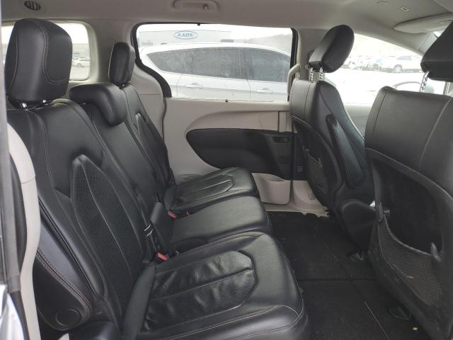 Снимка 11 от търг – 2018 CHRYSLER PACIFICA T с VIN 2C4RC1BG2JR217233