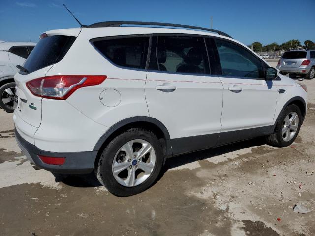 Photo 3 from auction – 2015 FORD ESCAPE SE with VIN 1FMCU0GX2FUB47602