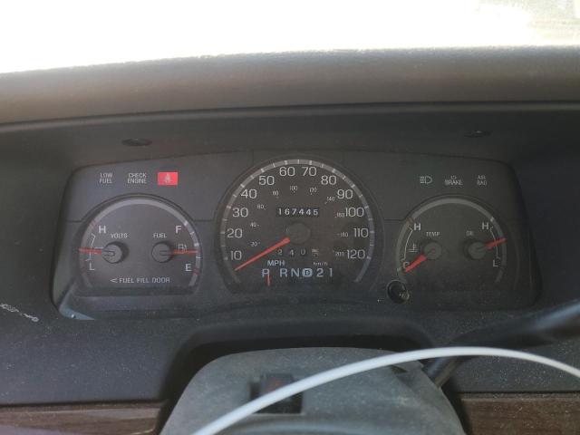 Photo 9 from auction – 2003 FORD CROWN VICT with VIN 2FAFP73W03X166044