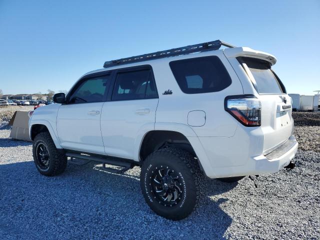 Photo 2 from auction – 2019 TOYOTA 4RUNNER SR with VIN JTEZU5JR7K5196882