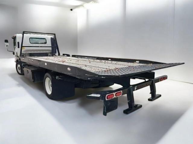 Photo 3 from auction – 2020 ISUZU NRR with VIN JALE5W169L7305035