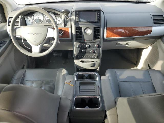 Photo 8 from auction – 2008 CHRYSLER TOWN & COU with VIN 2A8HR54P48R115238