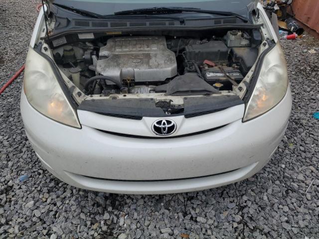 Photo 12 from auction – 2010 TOYOTA SIENNA XLE with VIN 5TDYK4CC7AS333935