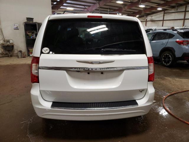 Photo 6 from auction – 2016 CHRYSLER TOWN & COU with VIN 2C4RC1BG9GR208716