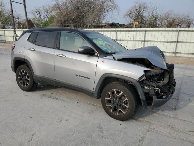 Снимка 4 от търг – 2019 JEEP COMPASS TR с VIN 3C4NJDDB5KT627966