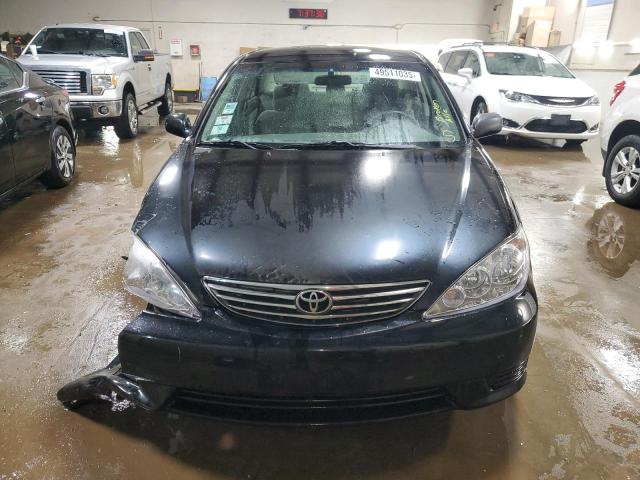 Photo 5 from auction – 2005 TOYOTA CAMRY LE with VIN 4T1BF30K35U092842