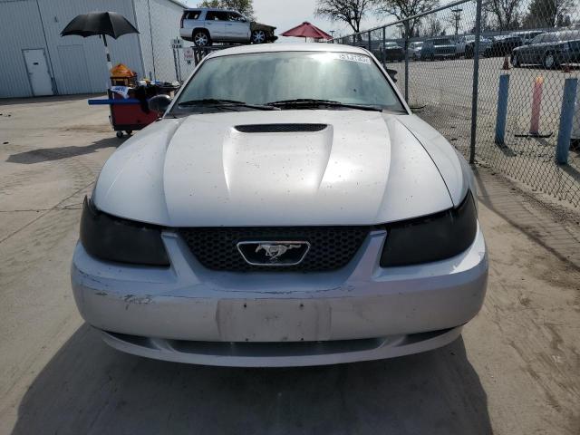 Photo 5 from auction – 2002 FORD MUSTANG with VIN 1FAFP40422F173699