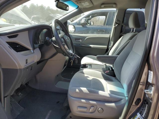 Photo 7 from auction – 2015 TOYOTA SIENNA LE with VIN 5TDKK3DC3FS589382