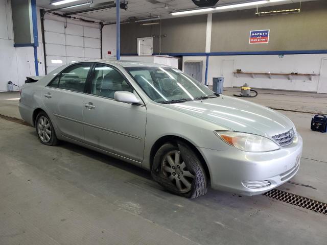 Photo 4 from auction – 2001 TOYOTA CAMRY /LE/ with VIN JTDBE30K420125714