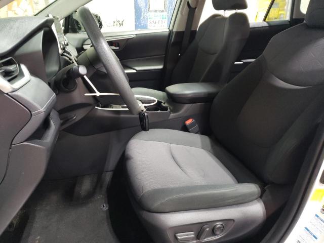 Photo 7 from auction – 2019 TOYOTA RAV4 XLE with VIN JTMP1RFV7KJ007611