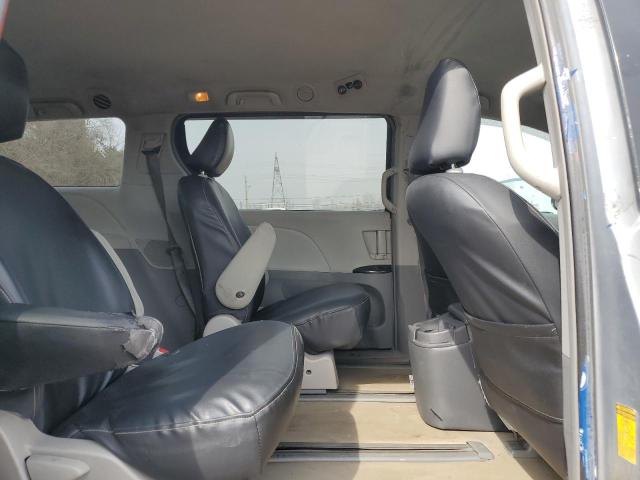 Photo 11 from auction – 2014 TOYOTA SIENNA with VIN 5TDZK3DC7ES489962