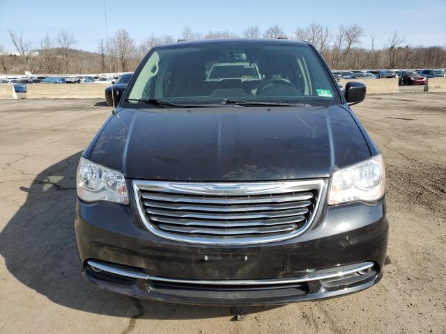Photo 5 from auction – 2016 CHRYSLER TOWN & COU with VIN 2C4RC1BG7GR159337